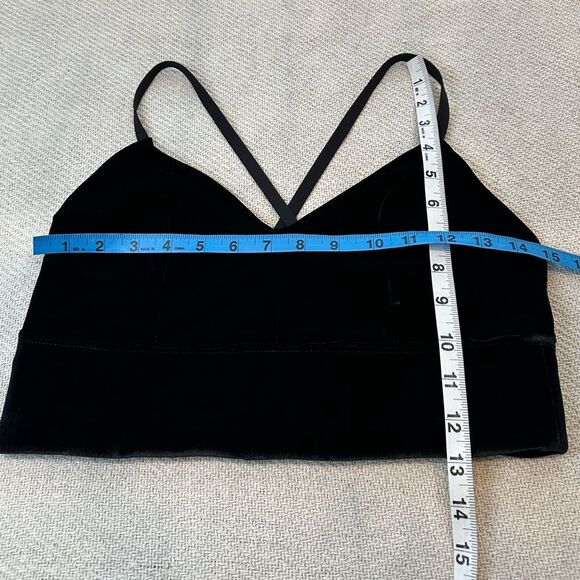 Beyond Yoga Sports Bra Size Large NWT Black Velvet Motion Long Line - Picture 3 of 11